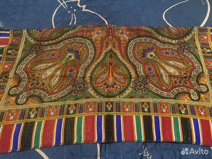 Платок с люрексом