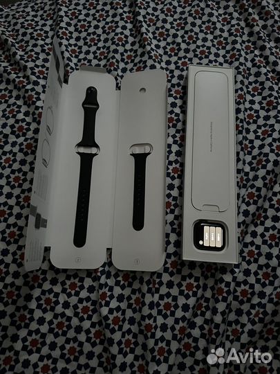 Часы apple watch se 40 mm