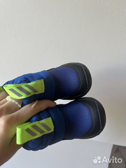 Демисезонные ботинки adidas