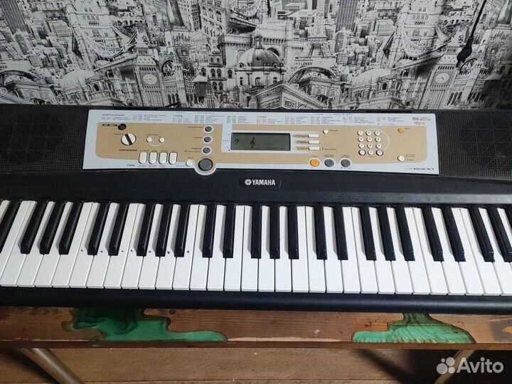 Синтезатор yamaha psr r200