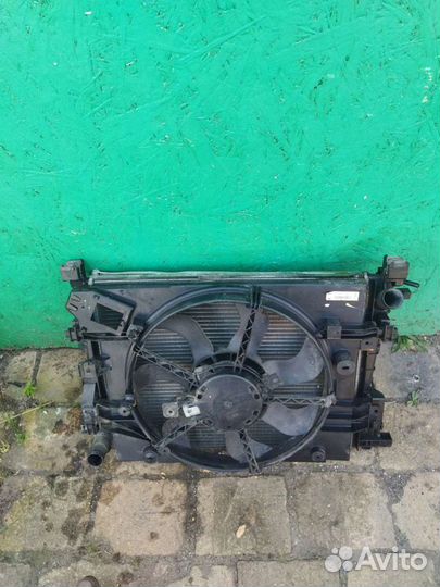 Радиатор вентилятор Логан 2