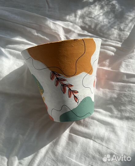 Терракотовый горшок