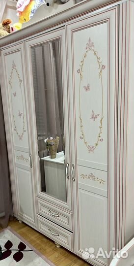 Детская кровать со шкафом