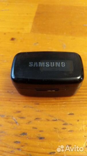 Гарнитура беспроводная