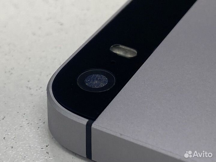 iPhone SE, 16 ГБ