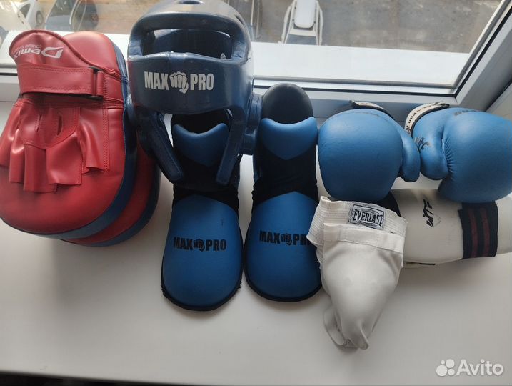 Спортивная экипировка для единоборств