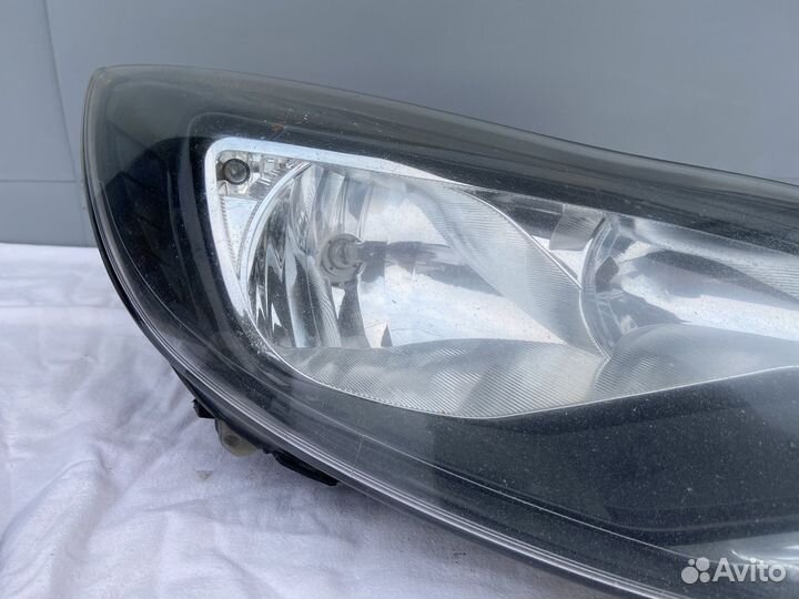 Фара правая ford focus 3