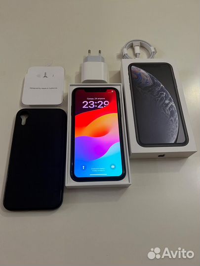 iPhone Xr, 64 ГБ