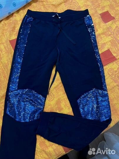 Костюм женский Италия новый