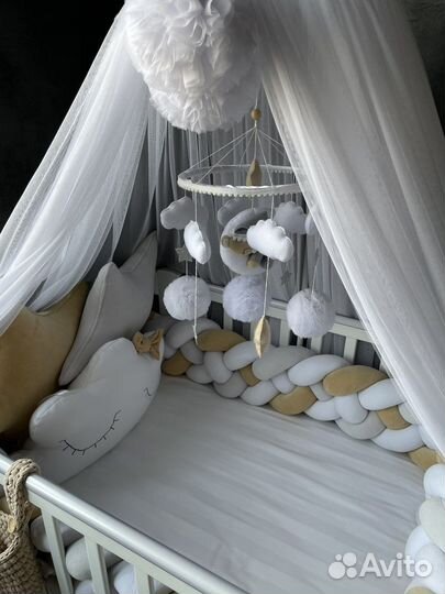 Детская кроватка комплект