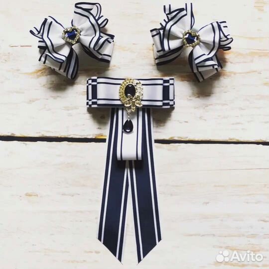 Бантики и галстук для школы