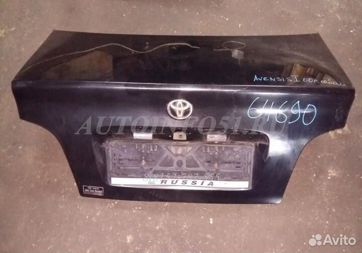 Крышка багажника toyota avensis, 2000, седан