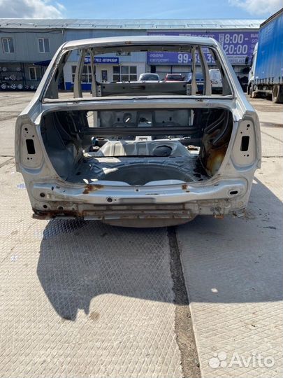 Задняя панель кузова Renault Logan седан 1.4