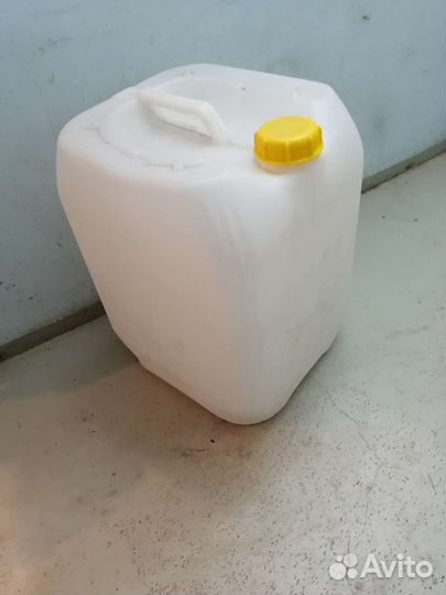 Канистра пластиковая