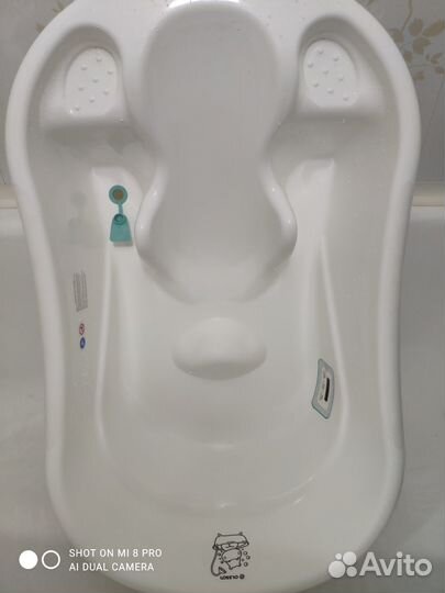 Ванночка для купания с горкой и термометром