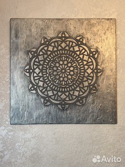 Настенное панно из декоративной штукатурки