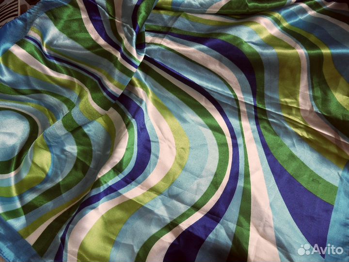 Платок новый Цена за штуку