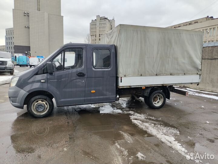 ГАЗ ГАЗель Next 2.7 МТ, 2015, 135 101 км