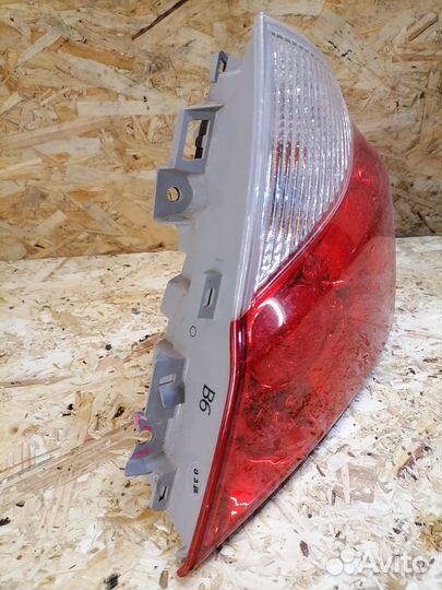 Фонарь правый Infiniti M Y50 Rest