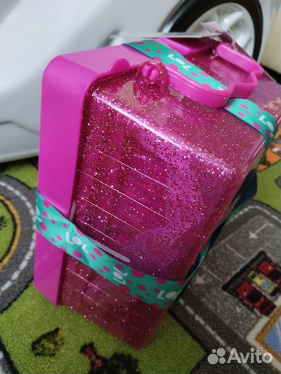 Чемодан LOL Deluxe Present