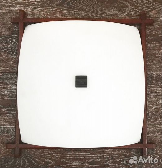 Светильник потолочный