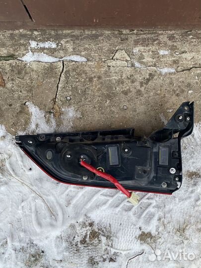 Фонарь Lexus Lx570 задний левый (б/у)