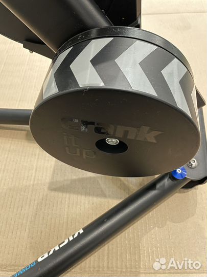 Велотренажер wahoo kickr