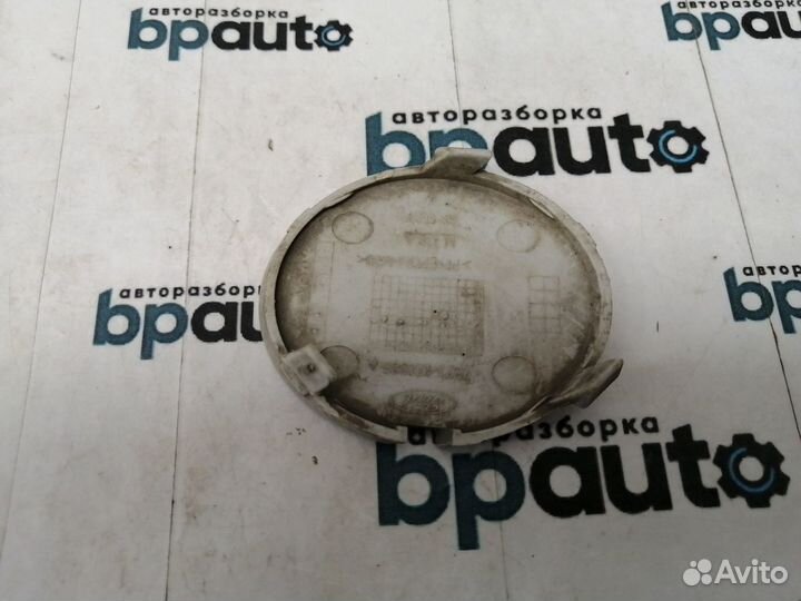 Заглушка буксир крюка переднего бампера