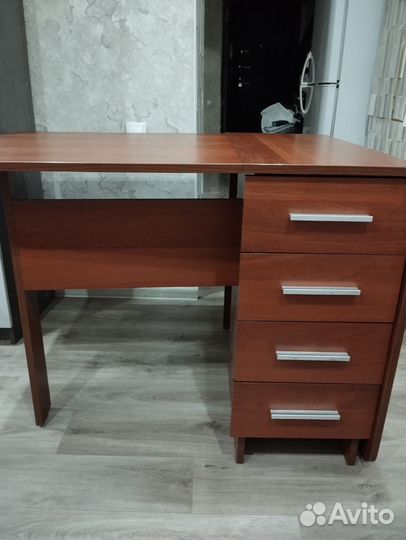 Стол раздвижной