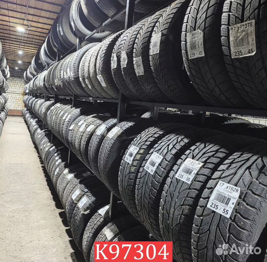 Nokian Tyres Hakkapeliitta R 215/60 R17 96M