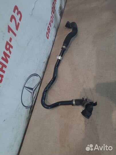 Патрубок системы охлаждения Mercedes C180 W204