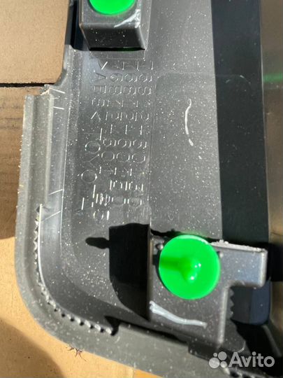 Молдинг крышки багажника Toyota Land Cruiser Prado