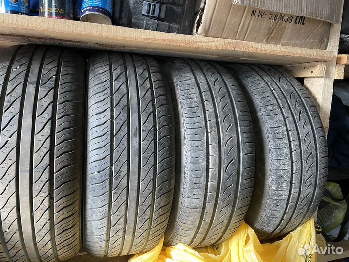 Achilles Econovan 205/60 R16