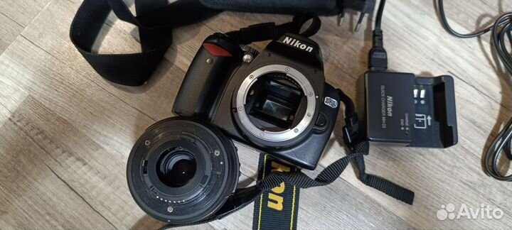 Зеркальный фотоаппарат nikon D60