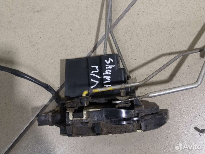 Kia Shuma 2 Замок двери