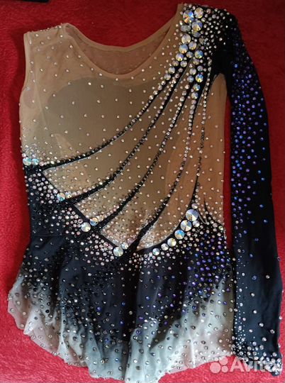 Купальник Дзюбы Н для художественной гимнастики