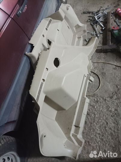 Обшивка багажника Dodge Caliber I