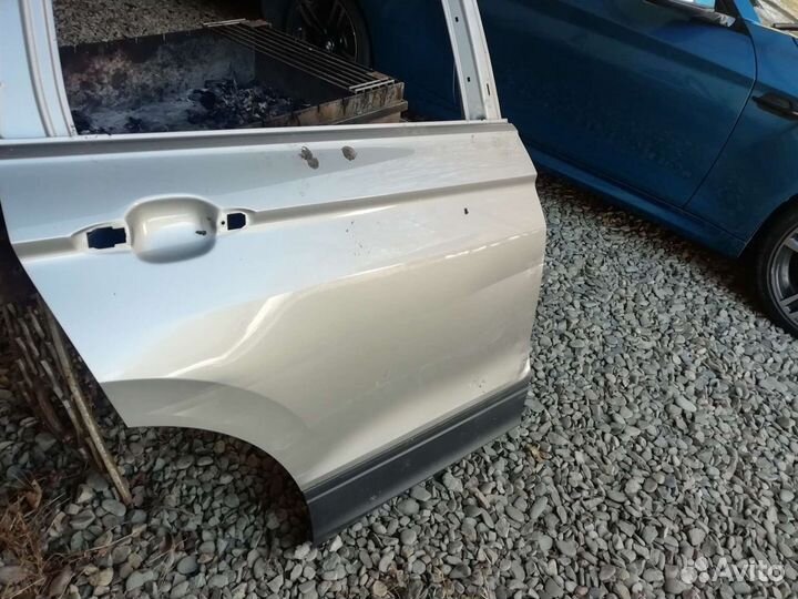 Volkswagen tiguan дверь задняя правая