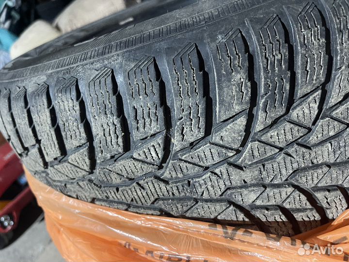 Nokian Tyres Hakkapeliitta 9 205/65 R16