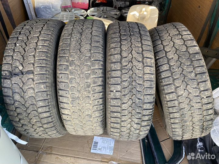 Yokohama Ice Guard F700S 205/65 R16