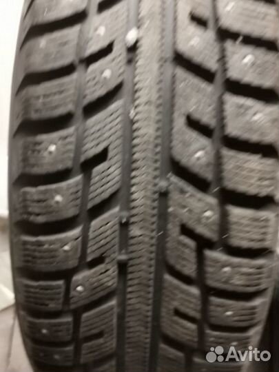 Kumho I'Zen KW22 205/55 R16