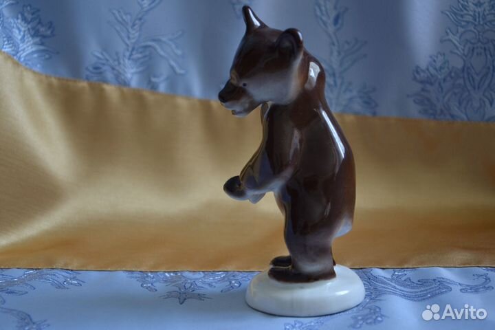 Фарфоровые статуэтки Лфз 
