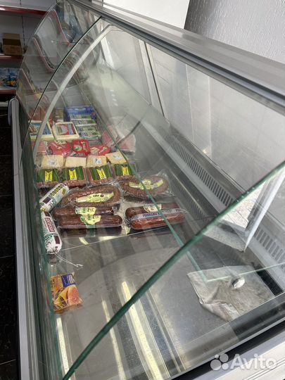Витринный холодильник