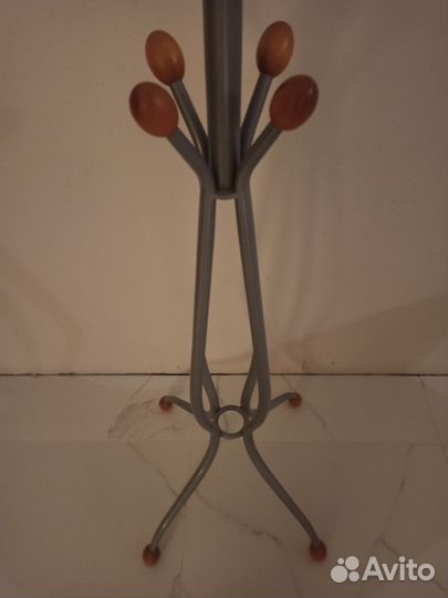 Вешалка напольная