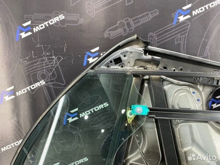 Стеклоподъемник передний правый Volkswagen Touareg