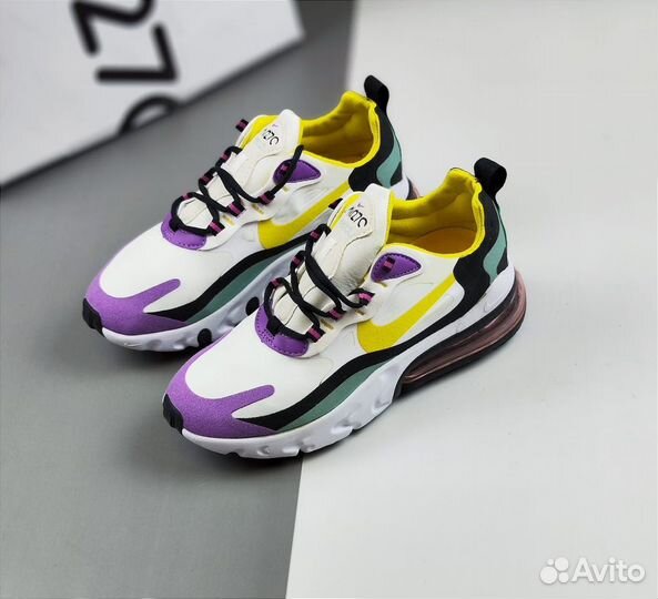 Женские Nike Air 270 React новые