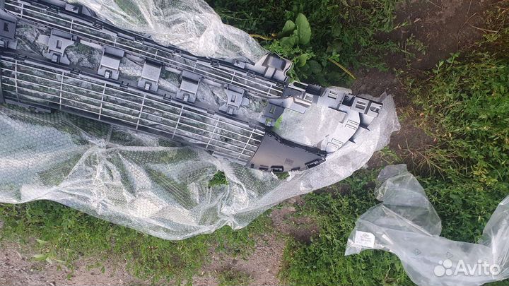 Решётка бампера радиатора пежо 308 7414vh