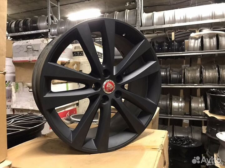 19 Оригинальные диски Jaguar