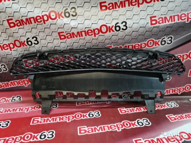 Решетка бампера передний Mercedes-Benz GLE-Class