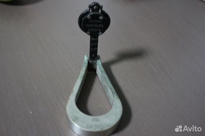 Прибор для измерения уклонов вьючных дорог 1910г